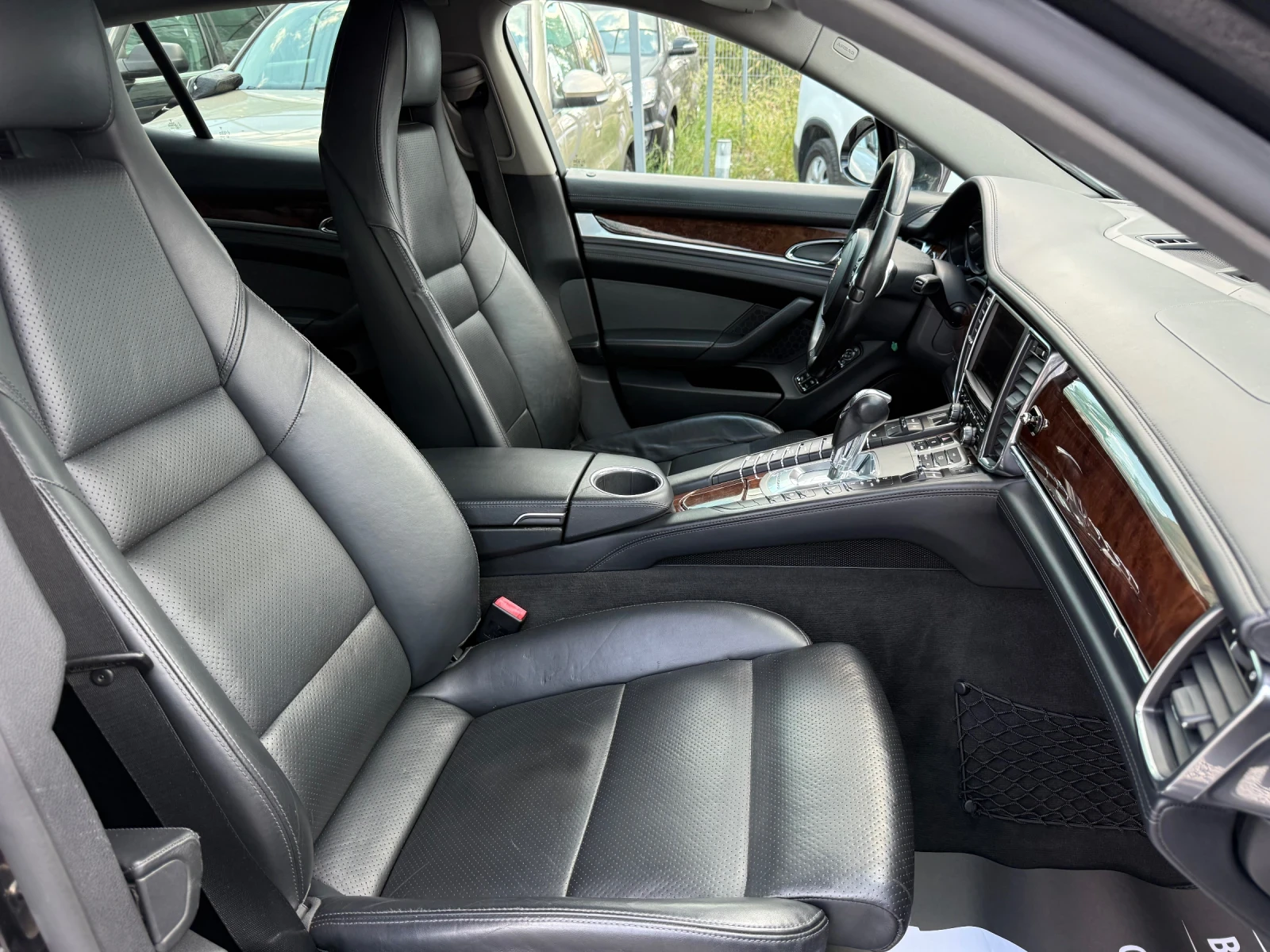 Porsche Panamera 4S V8 TOP! FULL! ЛИЗИНГ , снимка 13 - Автомобили и джипове - 55943932