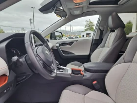 Toyota Rav4 AWD | Apple CarPlay | Android Auto | Sirus XM, снимка 2
