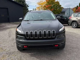 Jeep Cherokee * Trailhawk * CARFAX * ��� ������������ ������ | Mobile.bg � ����� ������ 6