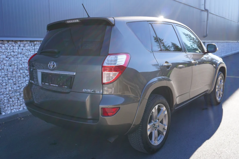 Toyota Rav4 2.2 D4-D 150KC-CROSSOVER/KEYLESSGO/FACE/CAMERA/AWD, снимка 5 - Автомобили и джипове - 47879109