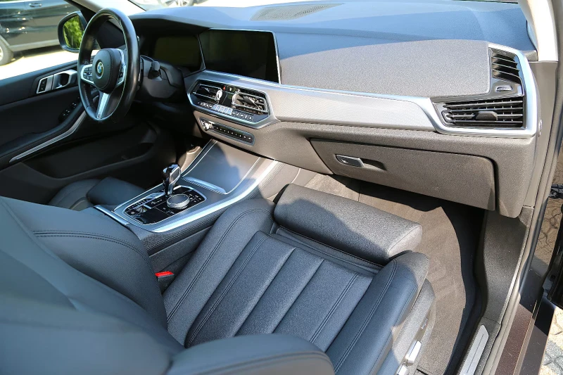 BMW X5 30d/XDRIVE/286HP/PANO/CAM/SPORT/NAVI/128D, снимка 8 - Автомобили и джипове - 51923987