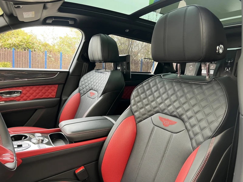 Bentley Bentayga S V8/CERAMIC/CARBON/NAIM/PANO/TV/HEAD UP/, снимка 9 - Автомобили и джипове - 52277895
