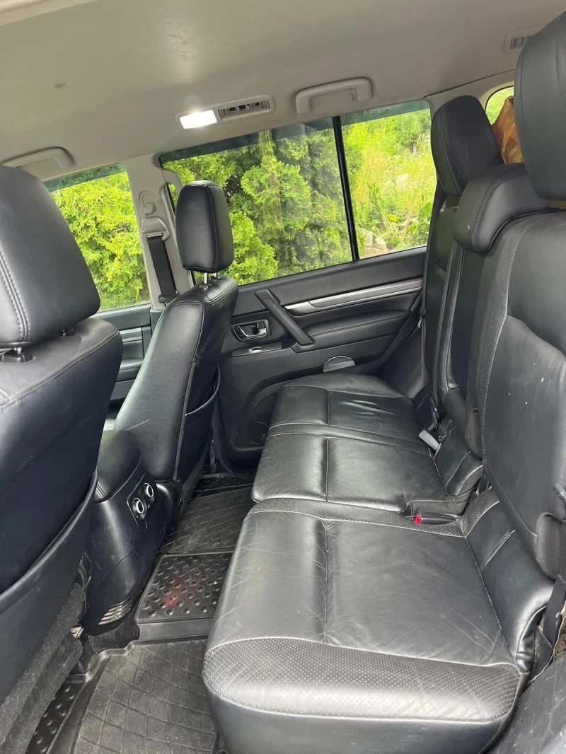 Mitsubishi Pajero, снимка 10 - Автомобили и джипове - 53047707