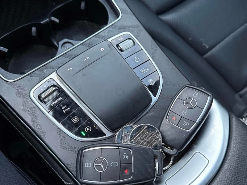 Mercedes-Benz GLC * 300 * CARFAX * ЦЕНА ДО БГ, снимка 14 - Автомобили и джипове - 53166666