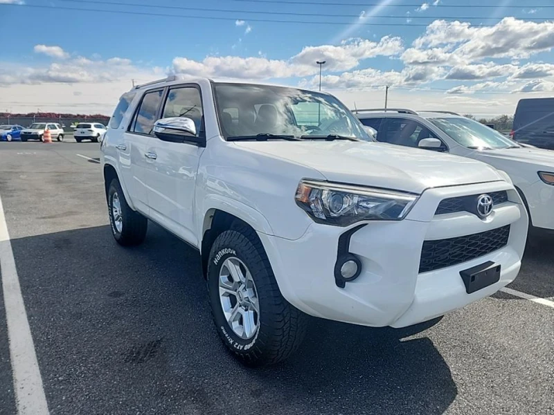 Toyota 4runner 4.0* V6* ПОДГРЕВ* КАМЕРА* КЕЙЛЕС* LANE* ASSIST, снимка 3 - Автомобили и джипове - 53276289