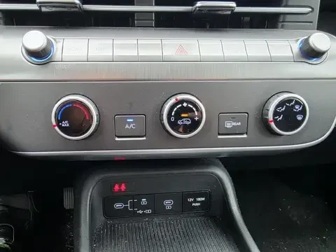 Hyundai Kona Face* 2.0* Htrac* Distronic* Може на газ, снимка 9 - Автомобили и джипове - 55466428