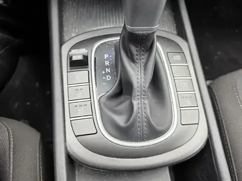 Hyundai Kona Face* 2.0* Htrac* Distronic* Може на газ, снимка 12 - Автомобили и джипове - 55466428