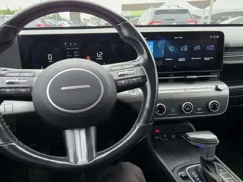 Hyundai Kona Face* 2.0* Htrac* Distronic* Може на газ, снимка 8 - Автомобили и джипове - 55466428