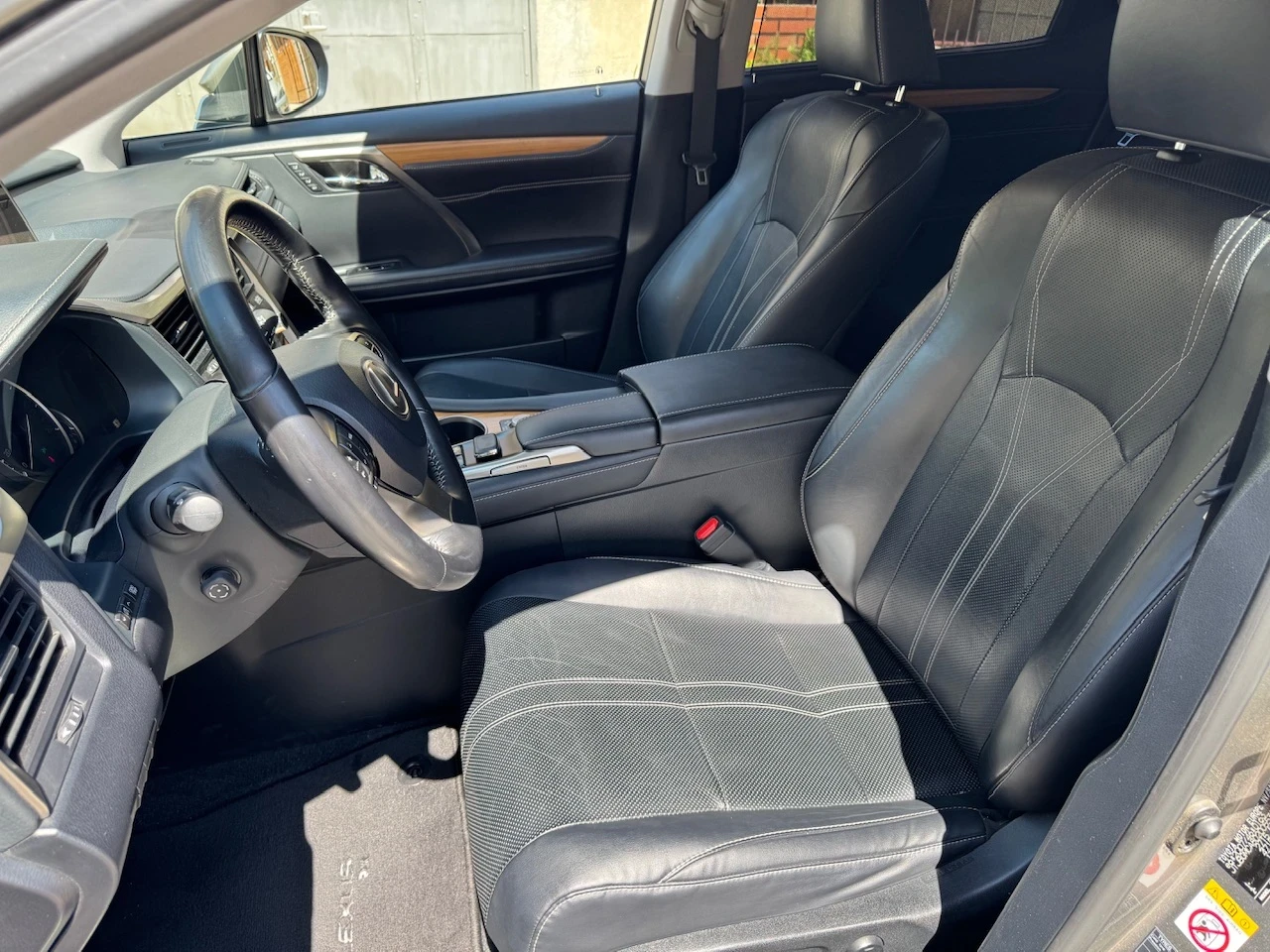 Lexus RX 450h Luxury/Панорама/Гаранция! - изображение 9