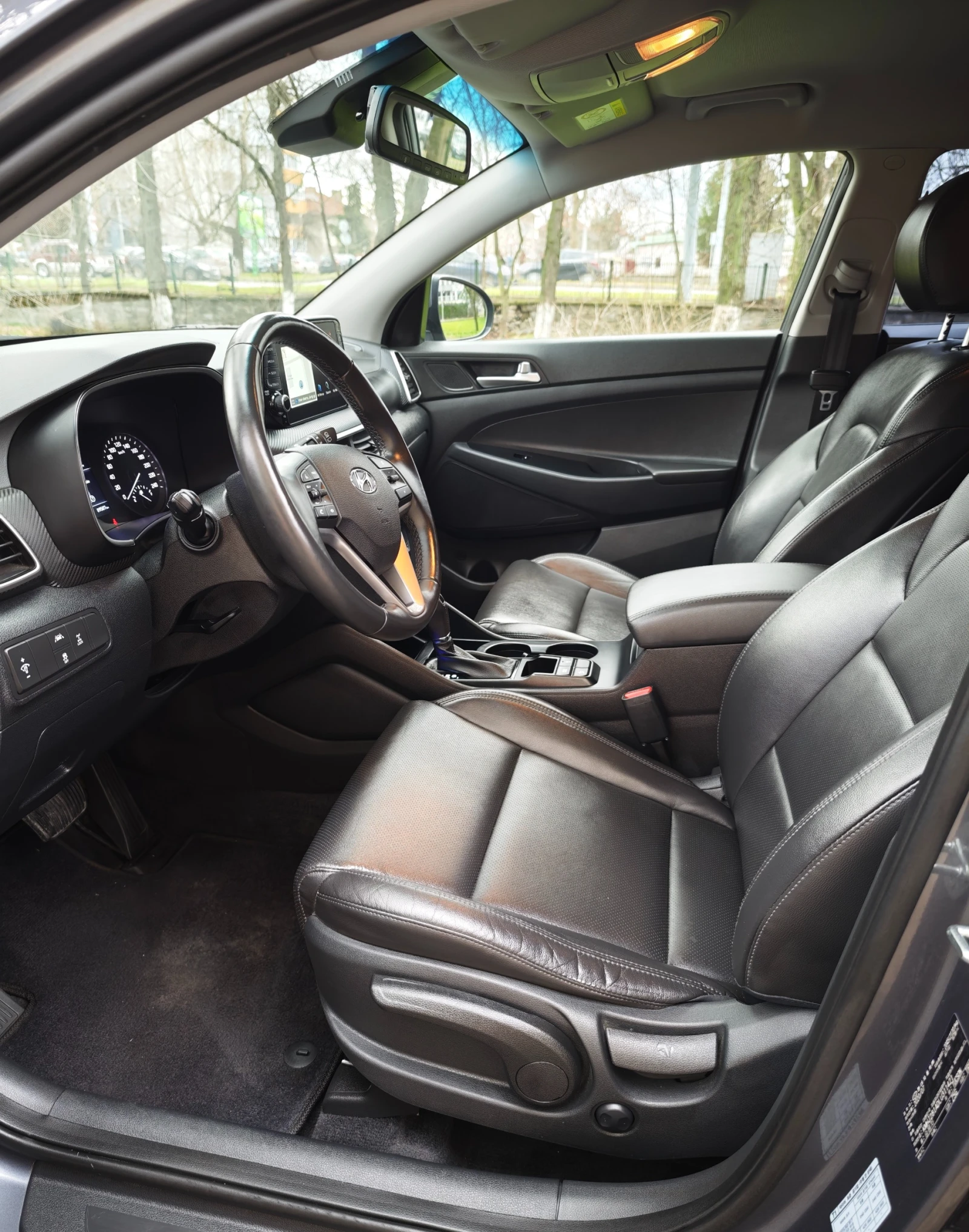 Hyundai Tucson 2.0 CRDI 4x4 - изображение 9