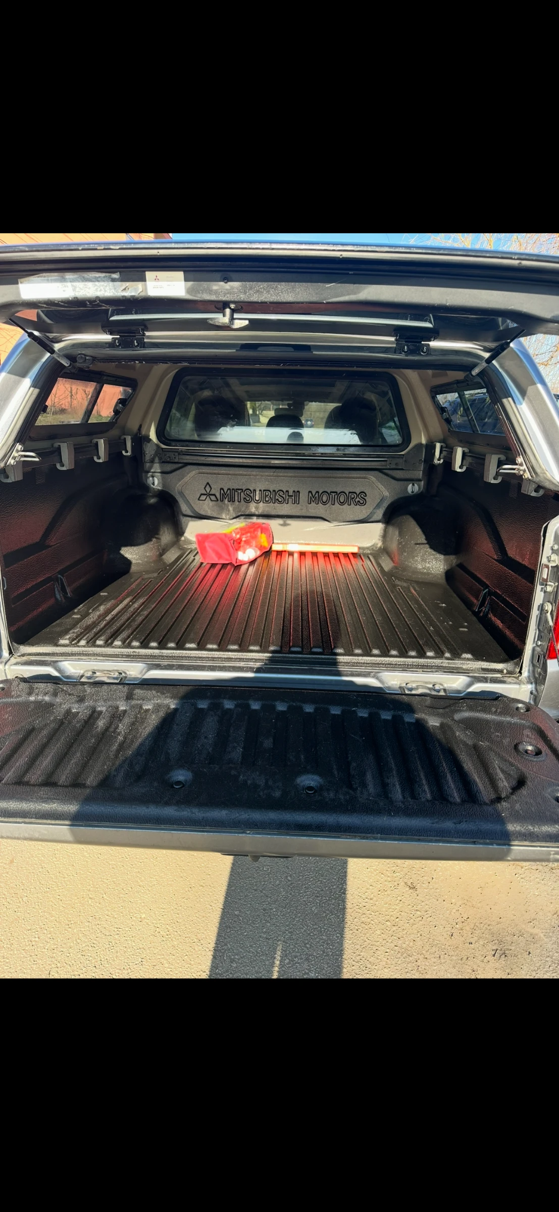Mitsubishi L200, снимка 16 - Автомобили и джипове - 54804115