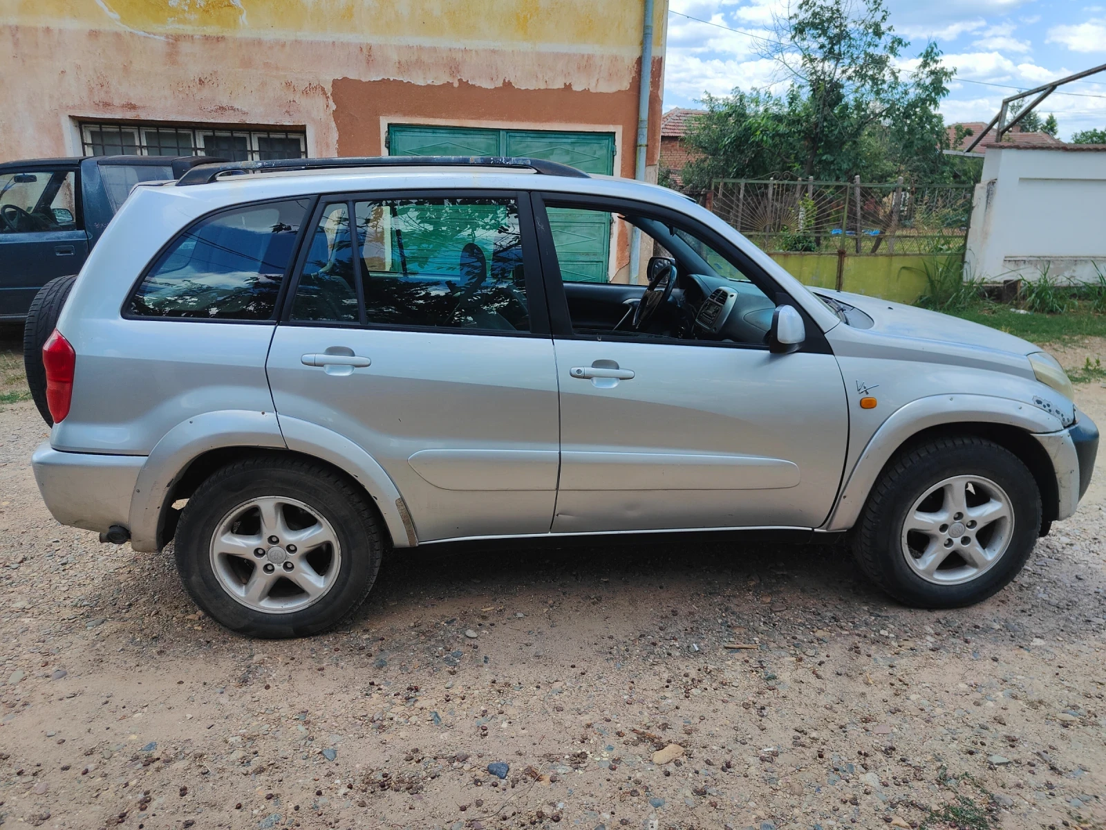 Toyota Rav4, снимка 11 - Автомобили и джипове - 55176377