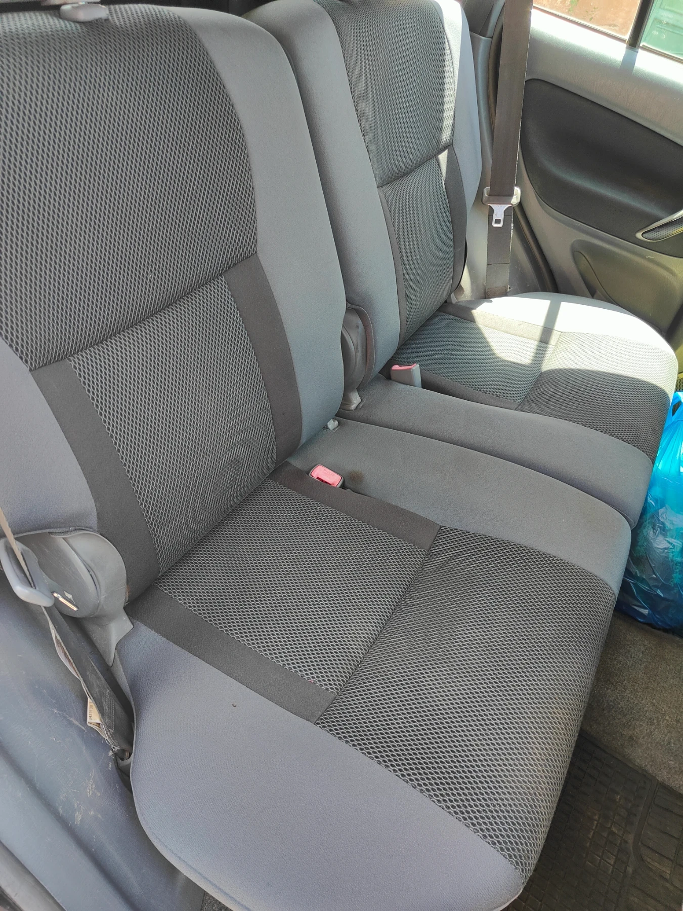 Toyota Rav4, снимка 6 - Автомобили и джипове - 55176377