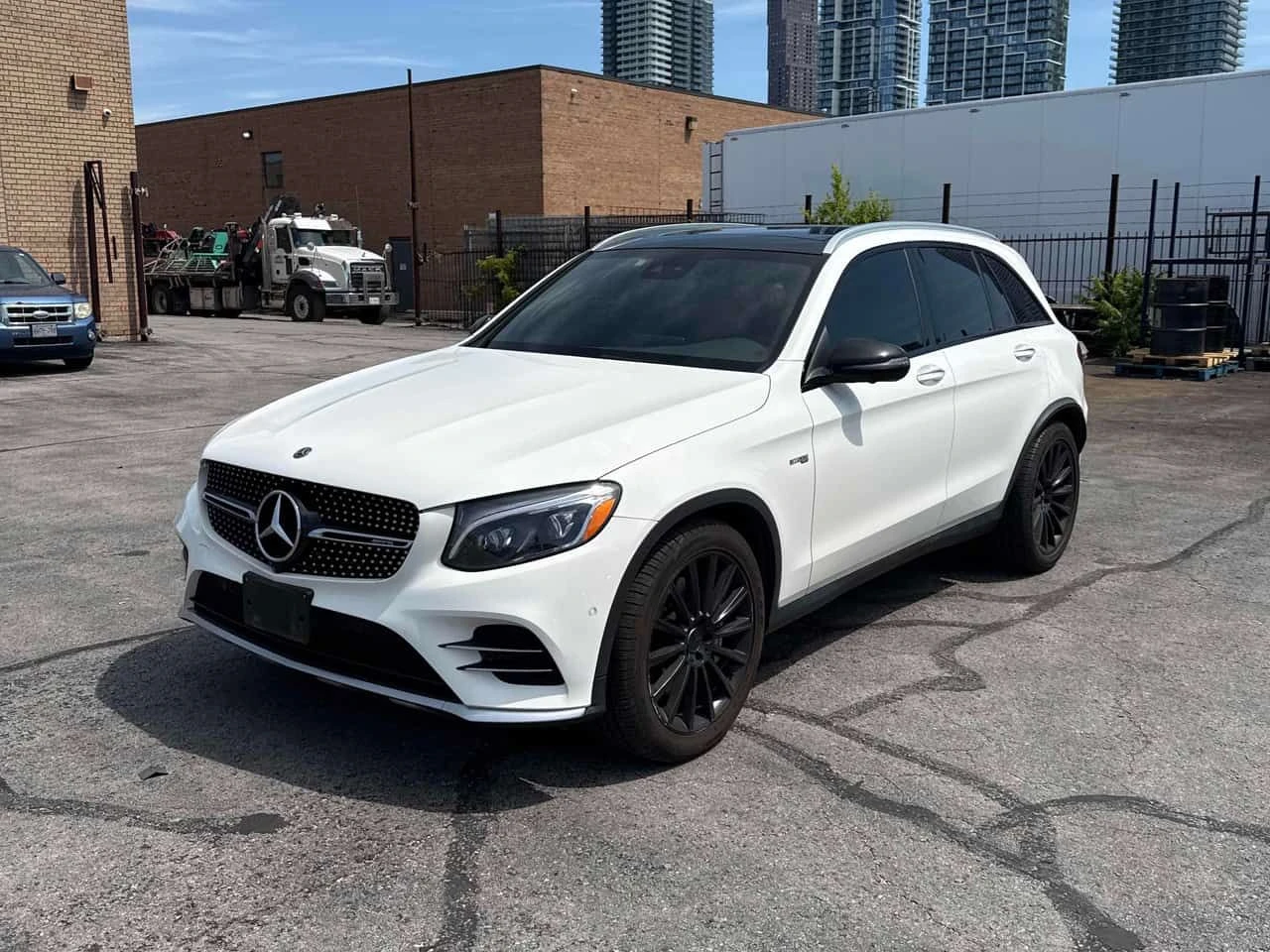 Mercedes-Benz GLC 43 AMG ПОДГРЕВИ * BURMESTER * 360 * PANO * АВТОКРЕДИТ