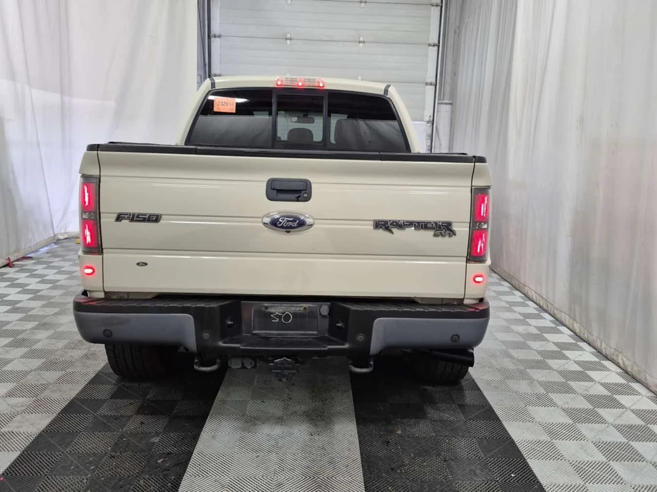Ford F150 * 6.2* SVT RAPTOR CREW CAB SHORT BED* АВТОКРЕДИТ* , снимка 17 - Автомобили и джипове - 55670660
