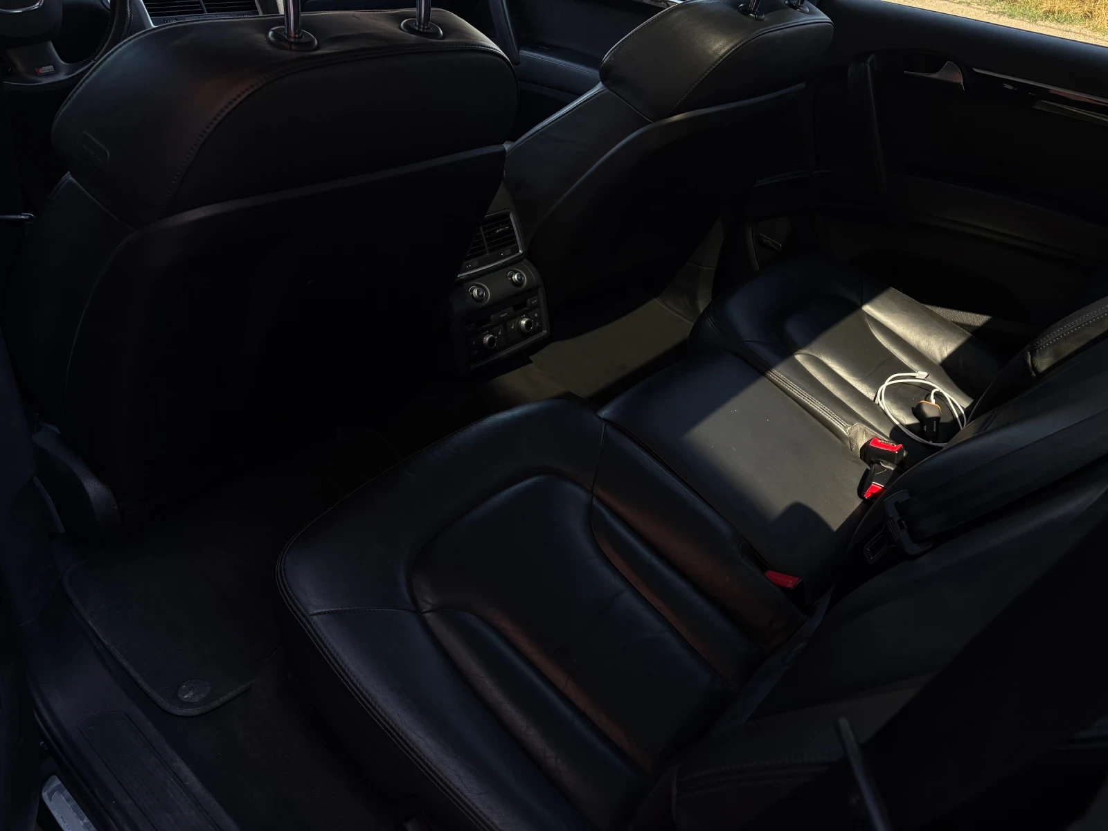 Audi Q7 4.2TDI/SLINE/TOP, снимка 8 - Автомобили и джипове - 55805335
