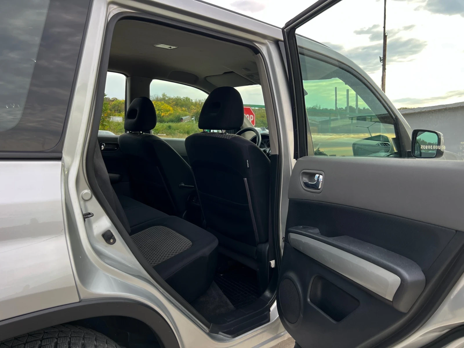 Nissan X-trail 2.0dci-150�.�-4�4 | Mobile.bg � ����������� 12