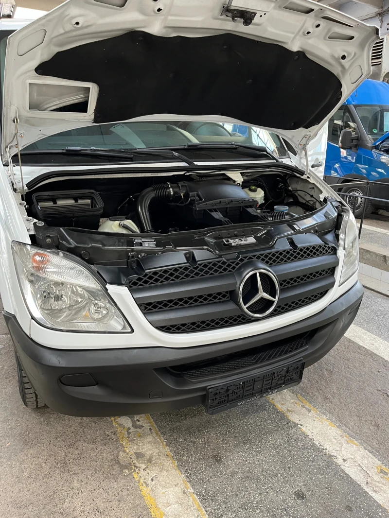 Mercedes-Benz Sprinter 315 Хладилен, снимка 8 - Бусове и автобуси - 47526591