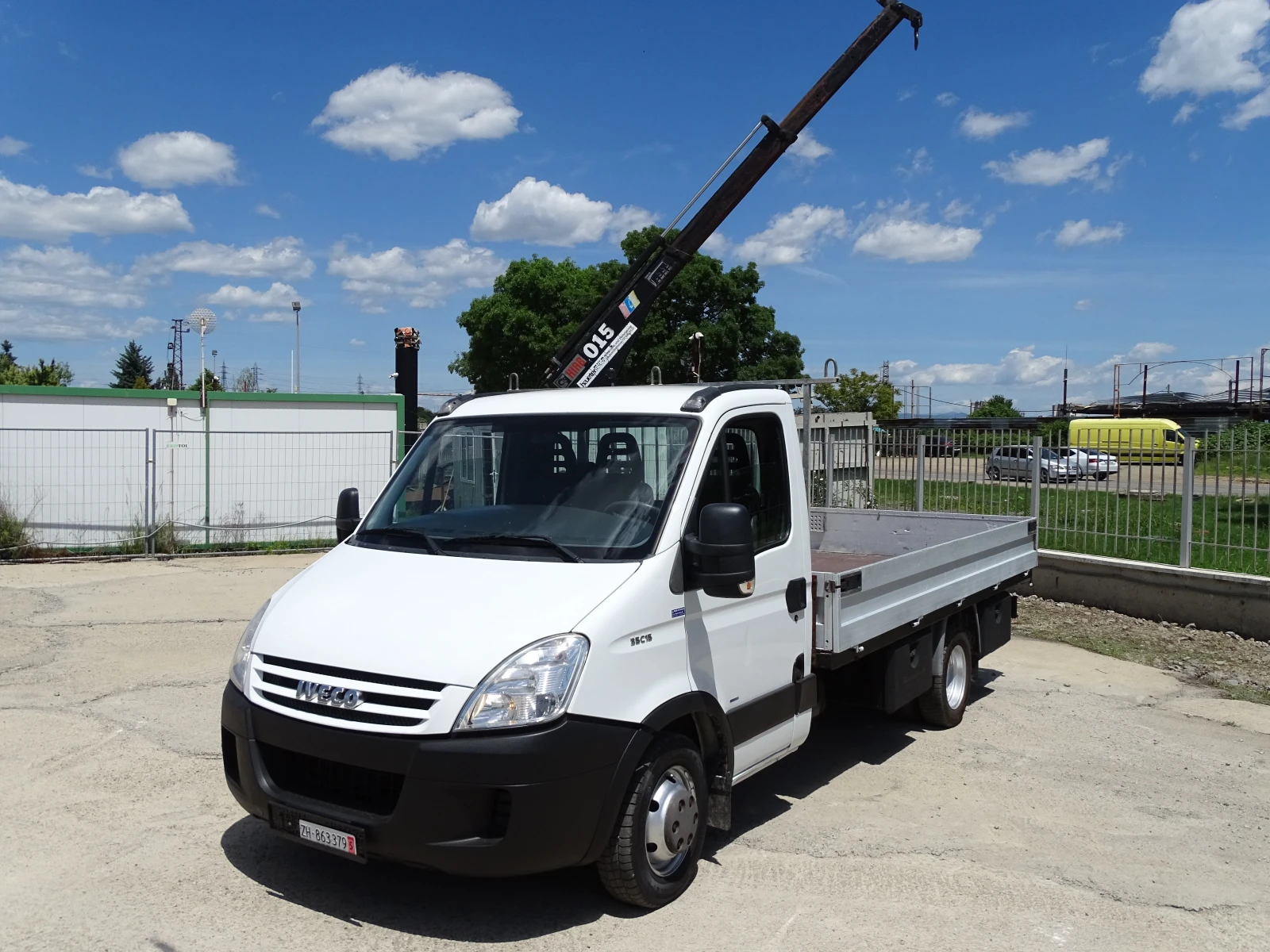 Iveco 35c15 БОРДОВИ С КРАН HIAB  1200 kg, снимка 2 - Бусове и автобуси - 54710917