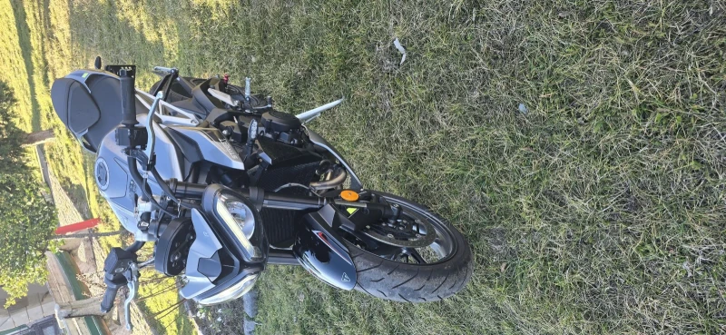 Triumph Street Triple, снимка 5 - Мотоциклети и мототехника - 53444406