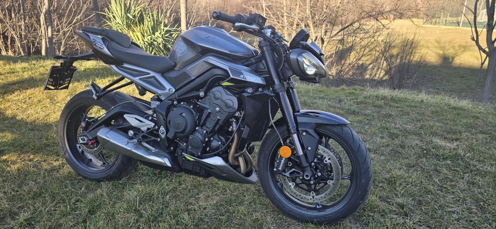 Triumph Street Triple | Mobile.bg � ����������� 15