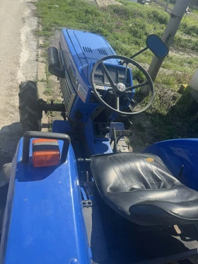 Трактор ISEKI TL2300F, снимка 3