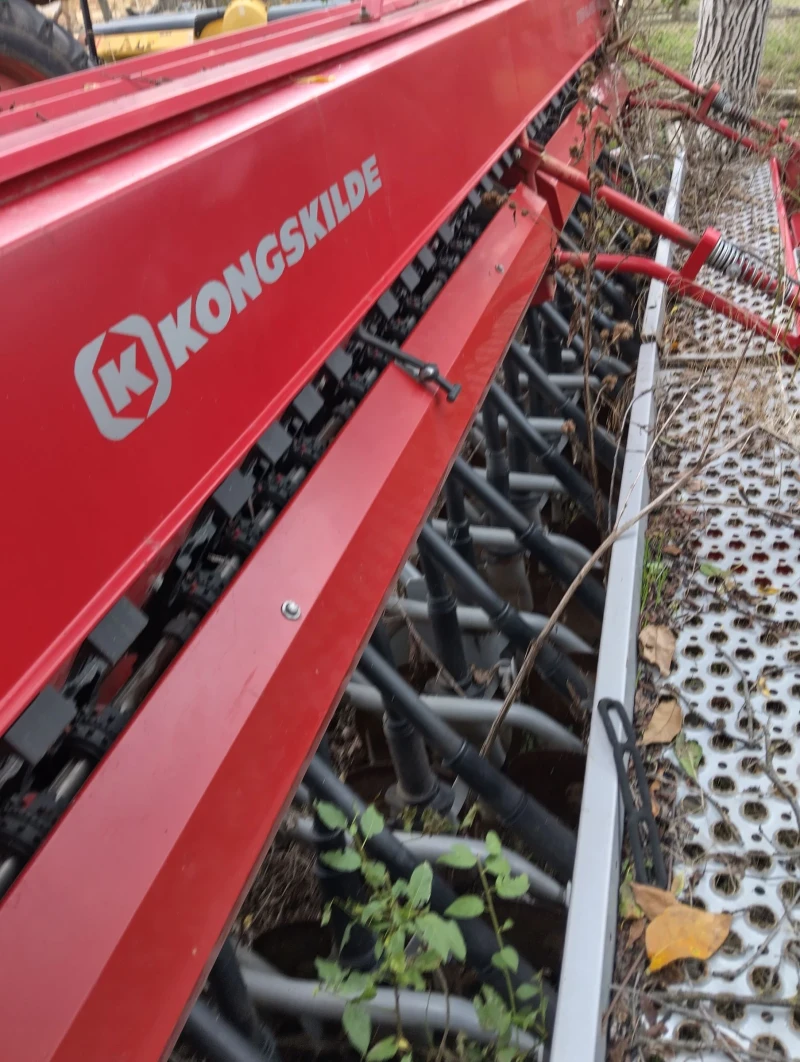 Сеялка Kongskilde CS4000S, снимка 5 - Селскостопанска техника - 52529993