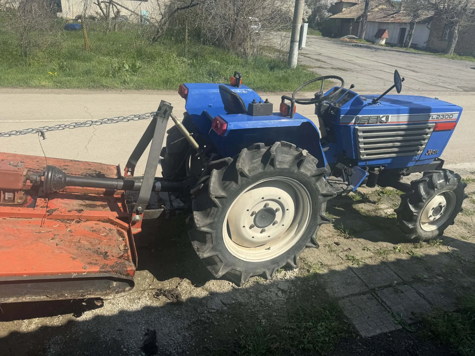 Трактор ISEKI TL2300F, снимка 5 - Селскостопанска техника - 54162744