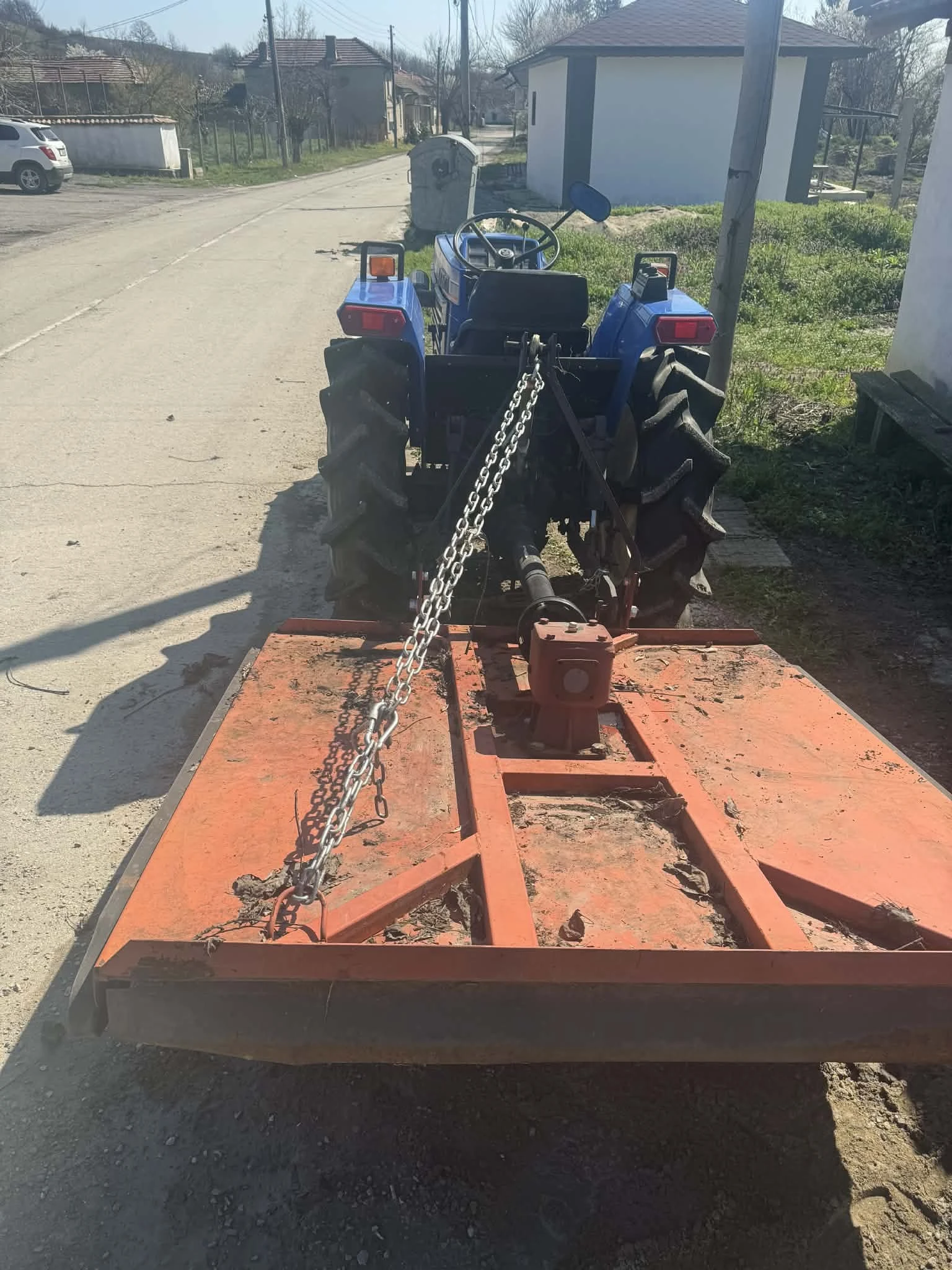 Трактор ISEKI TL2300F, снимка 4 - Селскостопанска техника - 54162744