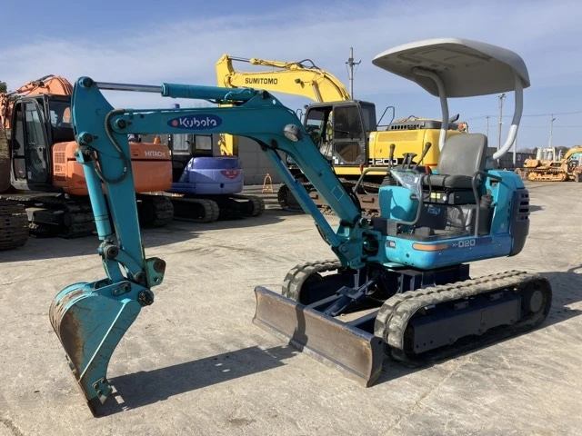 Багер Kubota очакван внос 25.05.2026