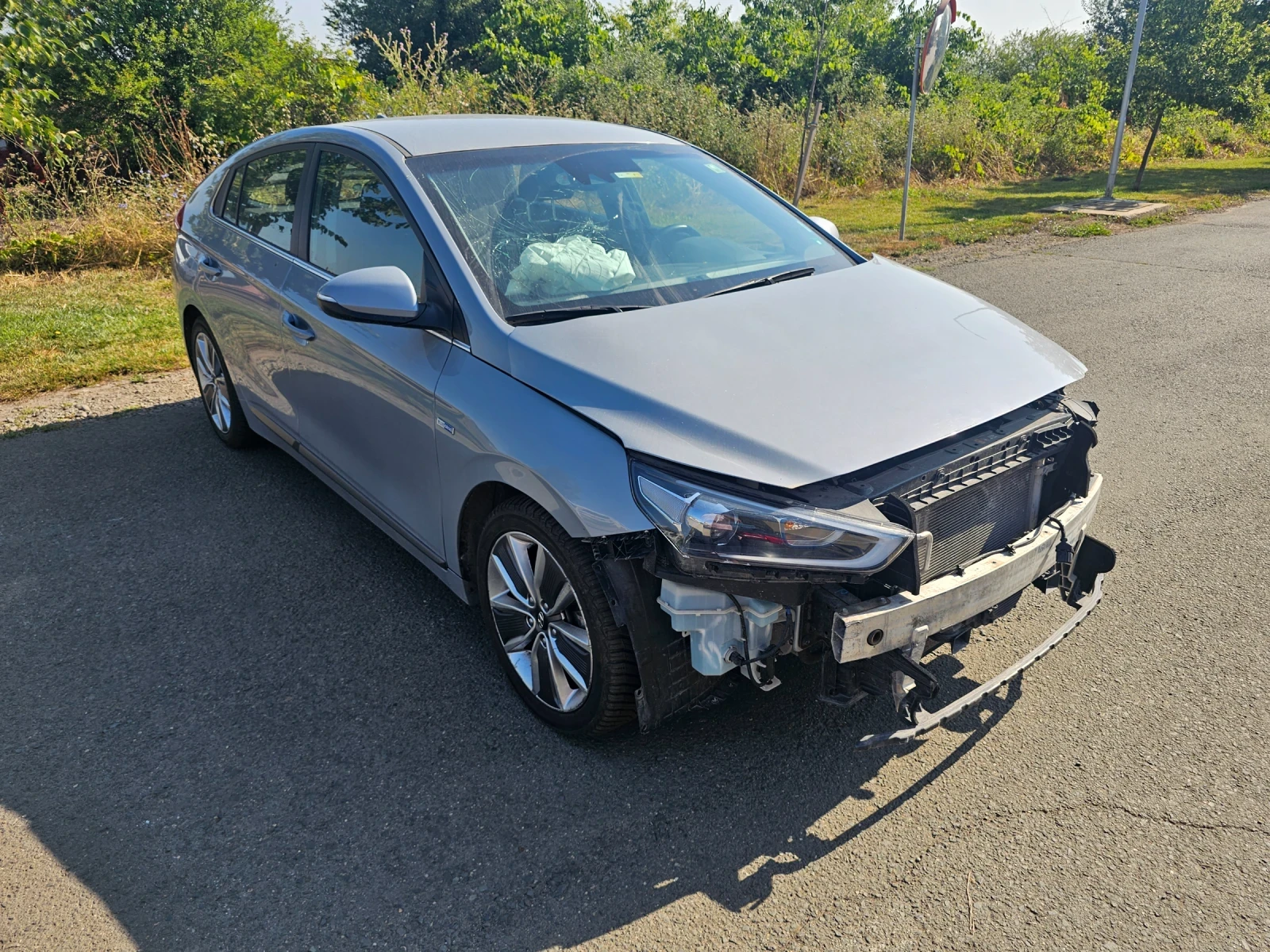 HYUNDAI IONIQ HYBRID 2017 | Mobile.bg � ����������� 3
