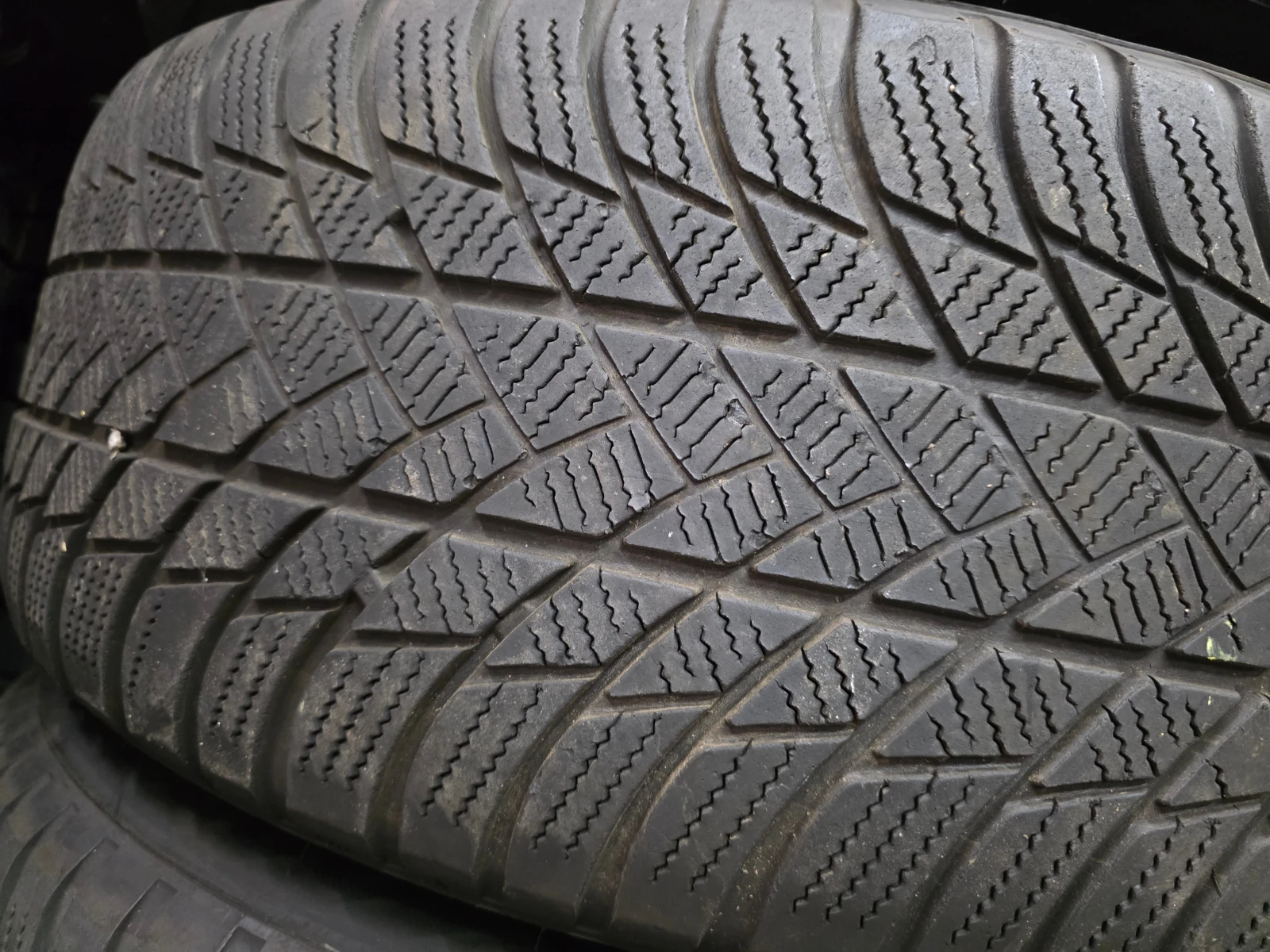 ���� 225/60R17 | Mobile.bg � ����������� 2
