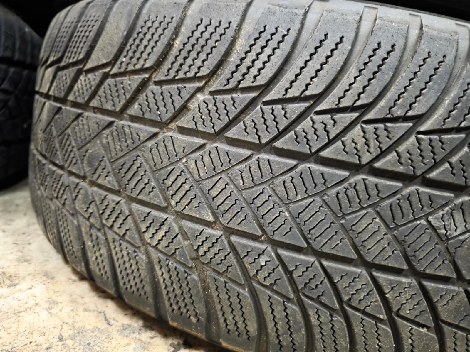 ���� 225/60R17 | Mobile.bg � ����������� 4