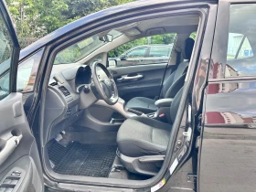 Toyota Auris, снимка 12