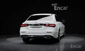 Mercedes-Benz E 220 D * AMG ПАКЕТ * FACELIFT * HEAD UP * 360 КАМЕРА * , снимка 4