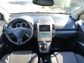 Toyota Corolla verso, снимка 8