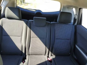 Toyota Corolla verso, снимка 15