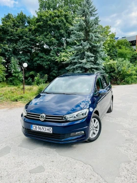 Обява за продажба на VW Touran Регистрирана , с платена гражданска за една година ~34 700 лв. - изображение 1