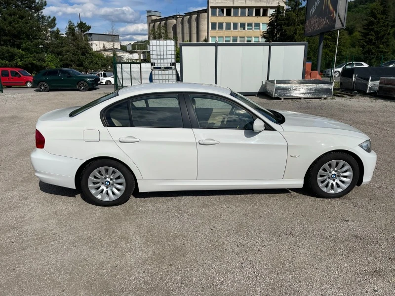 BMW 320 ПЕРФЕКТЕН-ИТАЛИЯ-НОВ ВНОС, снимка 7 - Автомобили и джипове - 45733220