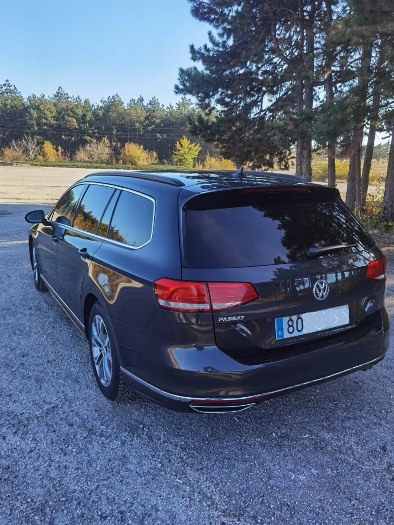 VW Passat R-Line, снимка 5 - Автомобили и джипове - 47905367