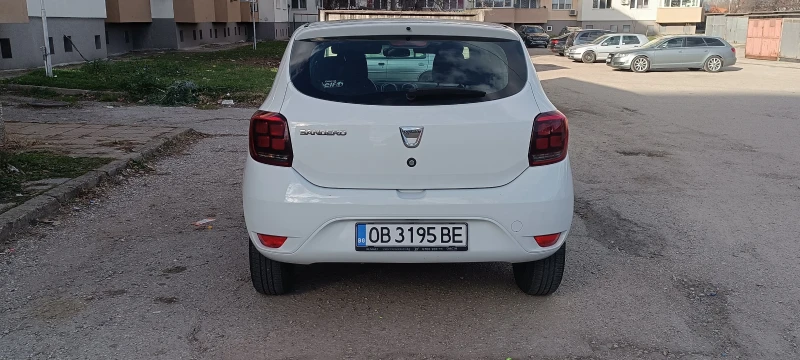 Dacia Sandero 1.0/74кс., снимка 7 - Автомобили и джипове - 48642315