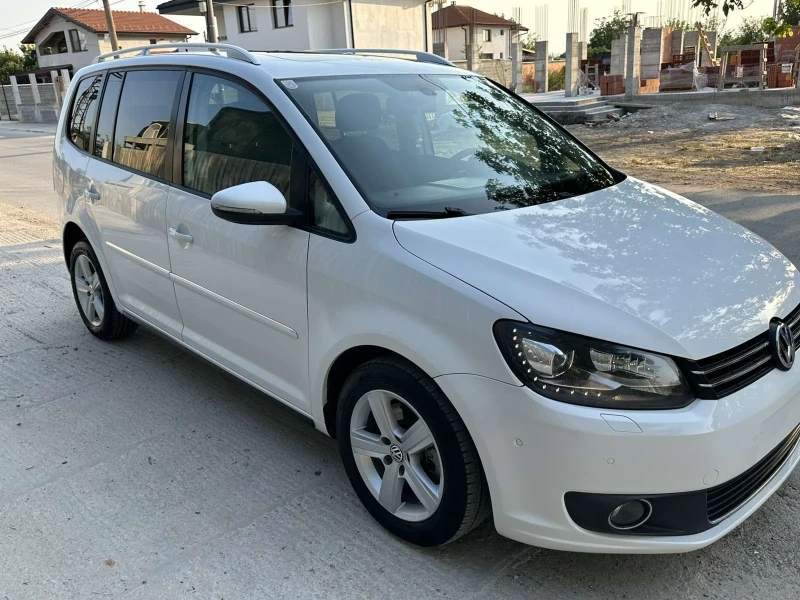 VW Touran, снимка 3 - Автомобили и джипове - 51191678