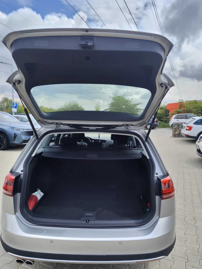 VW Golf AllTrack(4x4) 2.0Tdi Euro6B Dinamic Light DSG 6s, снимка 16 - Автомобили и джипове - 51441133