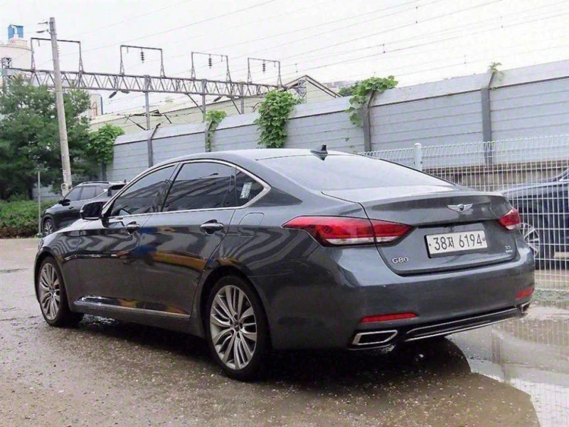 Genesis G80 3.3 GDI AWD, снимка 3 - Автомобили и джипове - 51523480