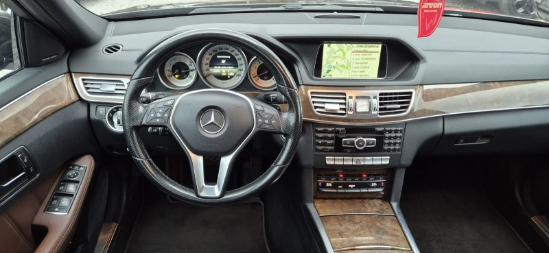 Mercedes-Benz E 400 3.0-333кс.4х4, снимка 12 - Автомобили и джипове - 52575026