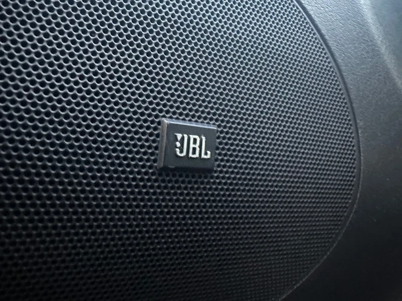 Peugeot 207 1.6 I Климатроник * Кожа * Автопилот, снимка 14 - Автомобили и джипове - 53156299