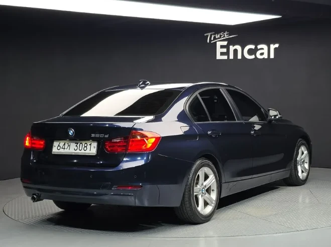 BMW 320  - изображение 2