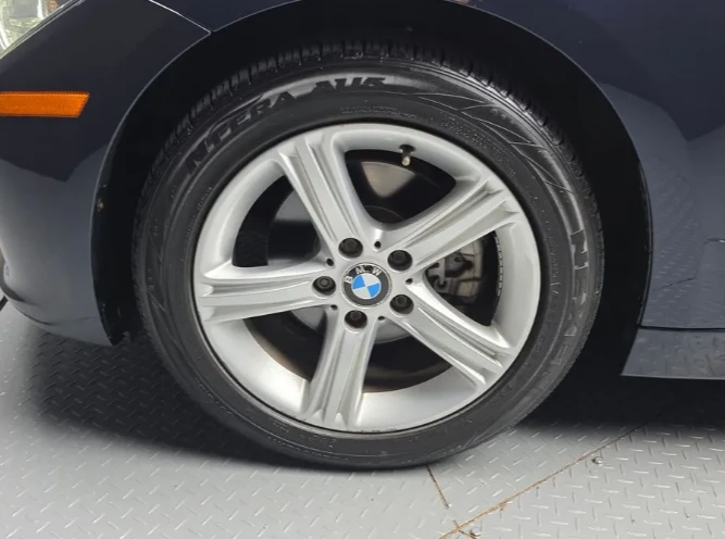 BMW 320  - изображение 5