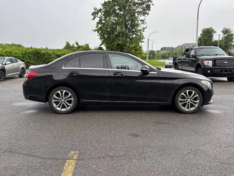Mercedes-Benz C 300 * 4MATIC * ОПЦИЯ ЗА ФИНАНСИРАНЕ, снимка 4 - Автомобили и джипове - 55044994