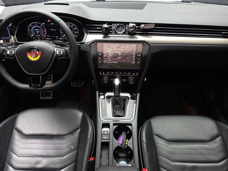 VW Arteon 2.0 TDI Prestige| 190к.с., снимка 7 - Автомобили и джипове - 56199771